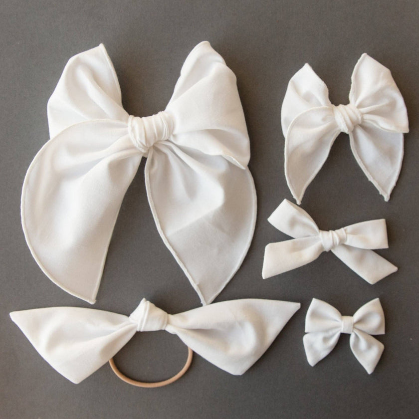True White | Petite Party Bow - Laeta Kids